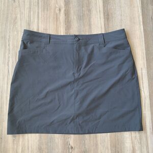 Eddie Bauer Womens Hiking Skort Skirt Gray Active Cargo Size 14 EUC